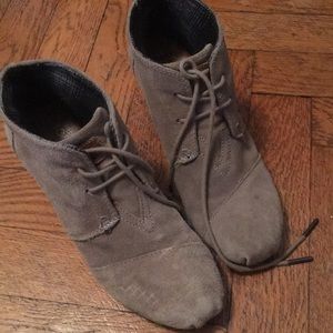 Lace-up wedge booties